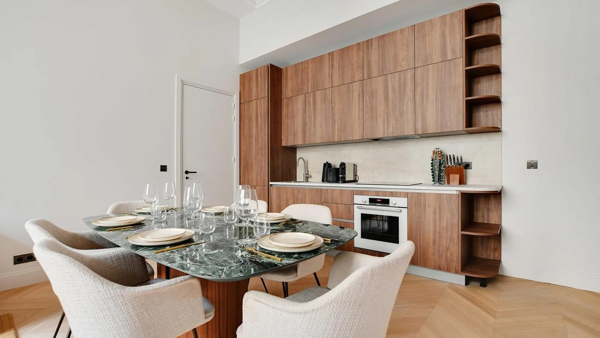 Luxury - 2br-4p - Georgev-champs Elysees